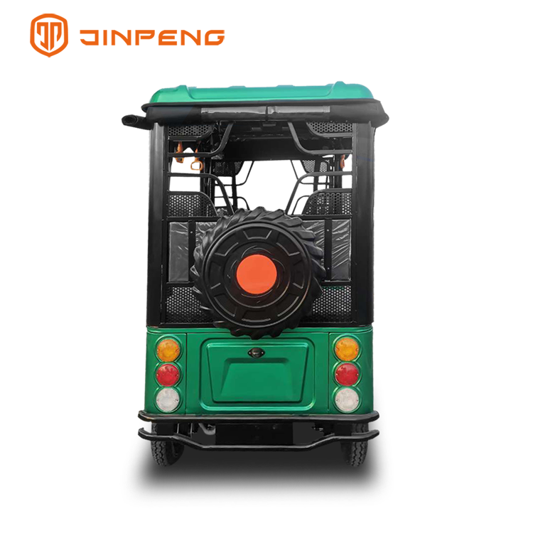Variables de kilometraje del rickshaw el&eacute;ctrico